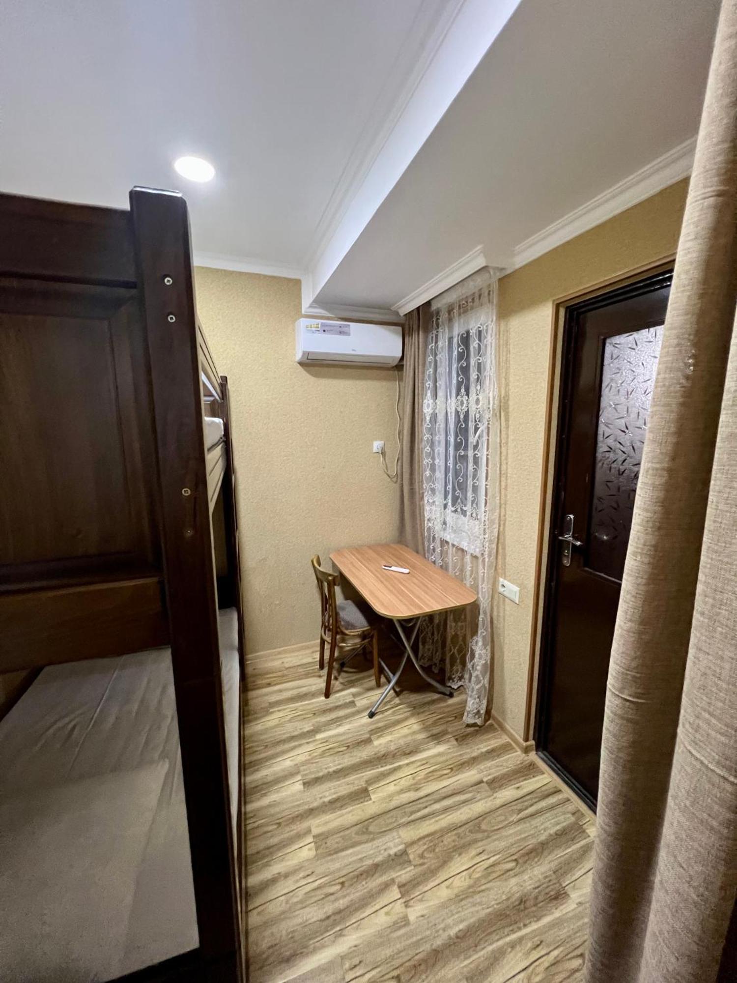 Guest House - Avlabari Tbilisi Exterior foto